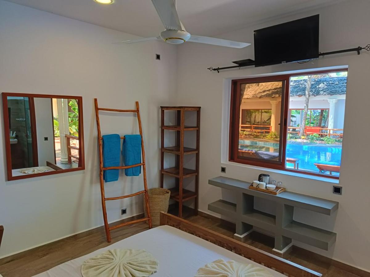 Little Pompeji Boutique Hotel - Adults Only Jambiani  Exterior photo